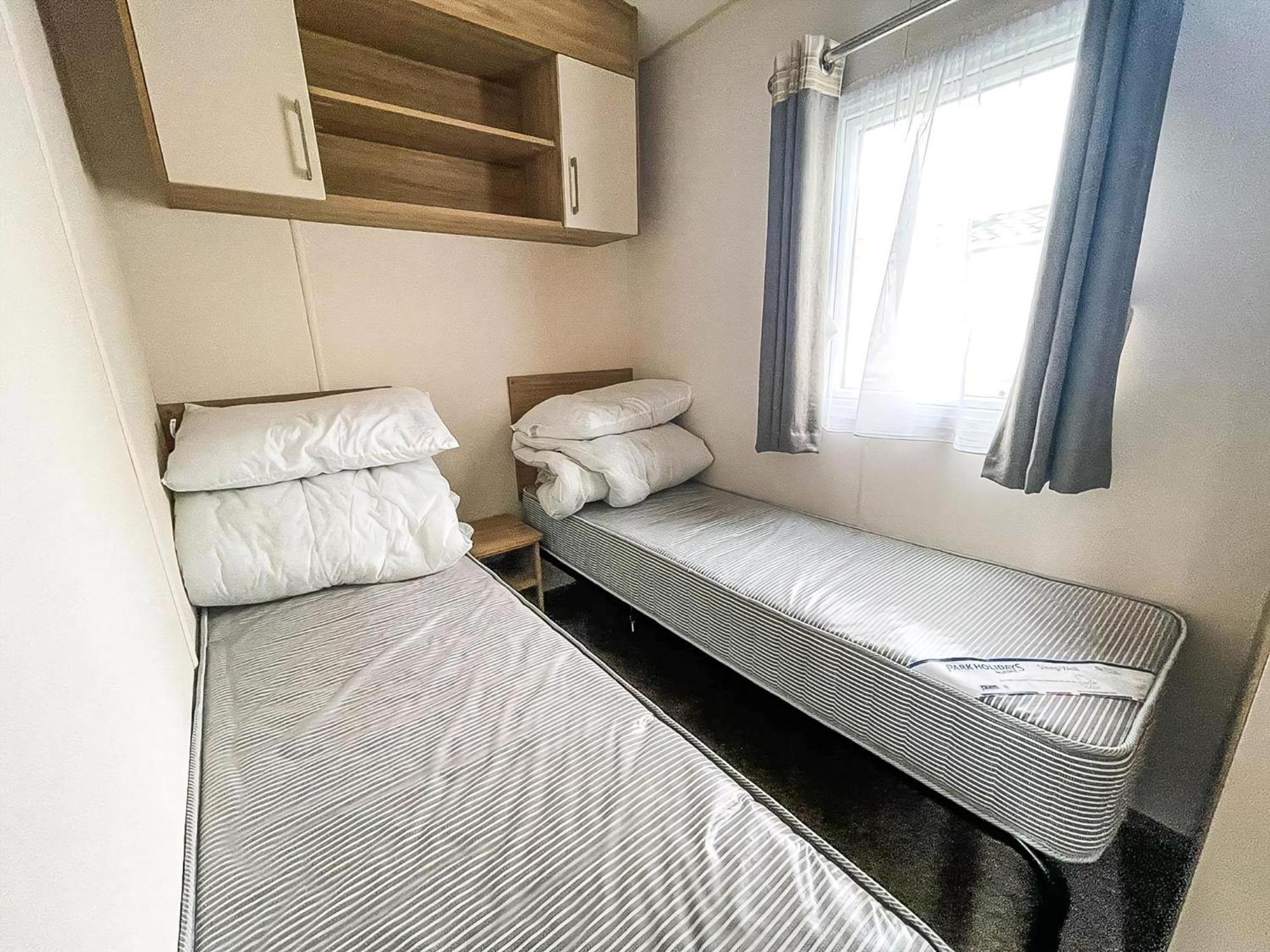Superb 6 Berth Caravan At St Osyth Beach, Near Clacton-On-Sea Ref 28008Mc Ngoại thất bức ảnh